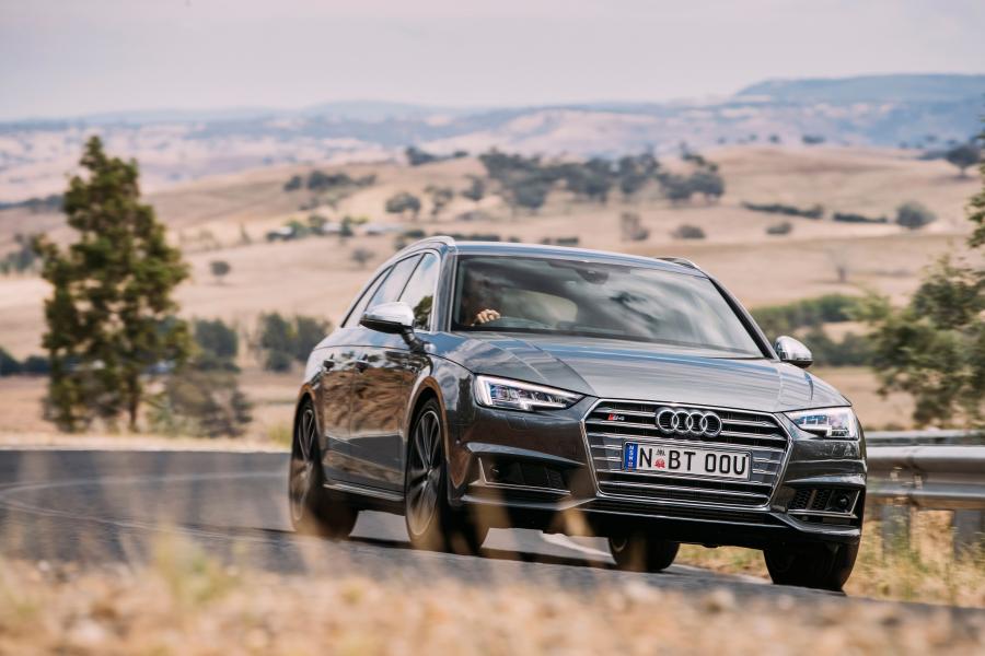 Audi S4 Avant (B9) 2017 года  (AU) (фото 3 из 41)